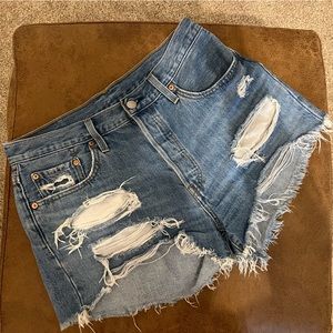 COPY - Levi's Women's 501 Original Shorts, Sansome Trashed, (US 10)